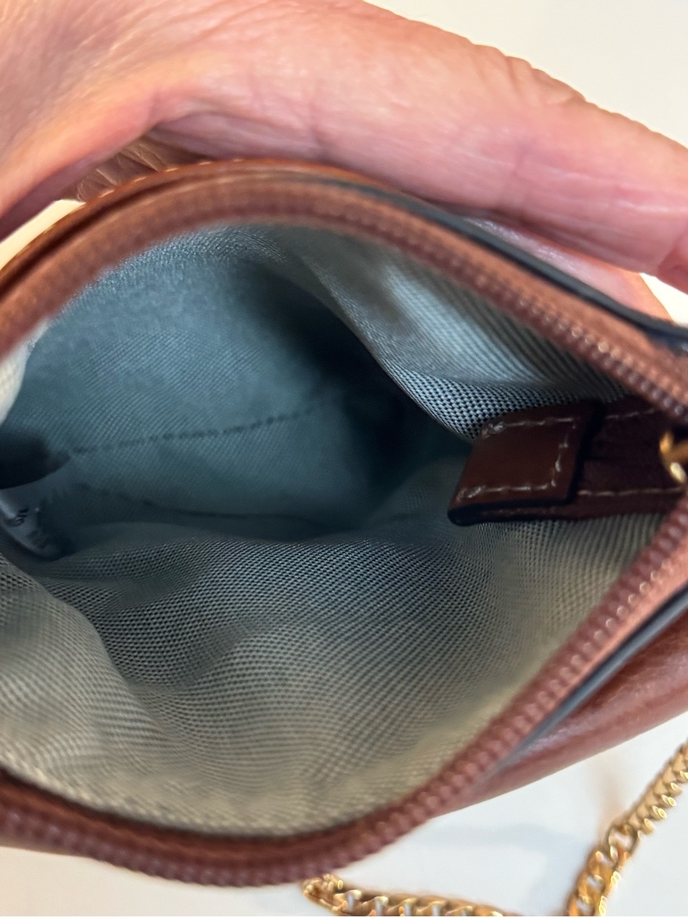 π€ NWOT FOSSIL WOMENβS HARPER LEATHER PHONE CROSSBODY BAG! - Picture 9 of 13